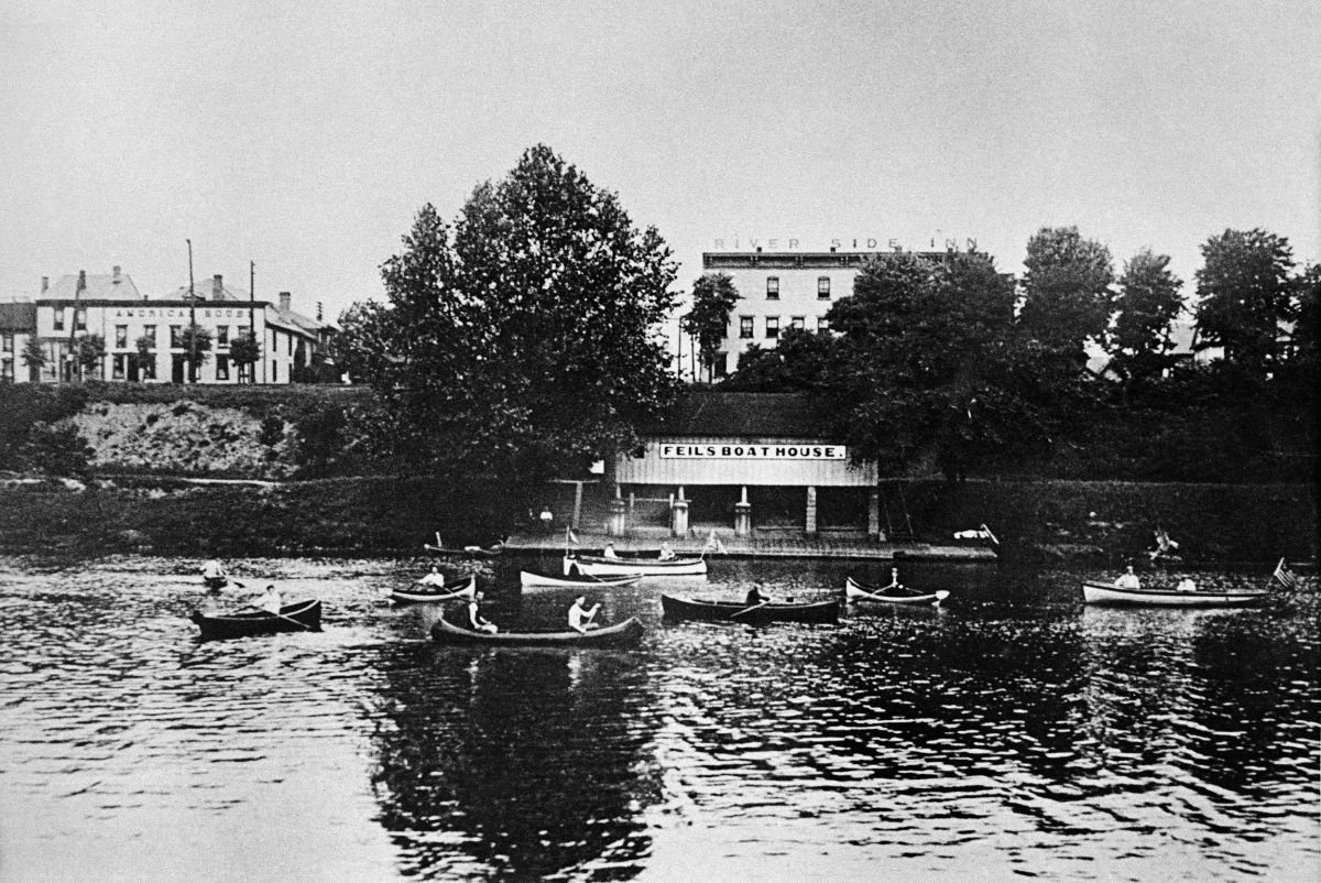 canal-dover-feils-boathouse-on-river-w-river-side-inn-retouched_001.jpg