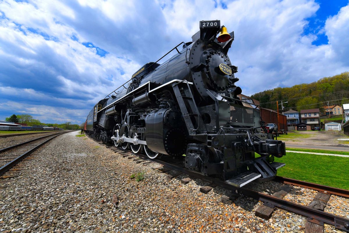 dennison-depot-engine_001.jpg