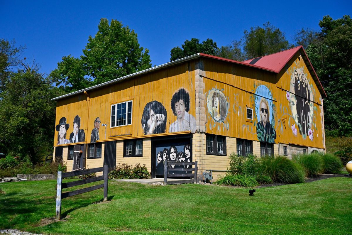 holmes-county-rock-barn5.jpg